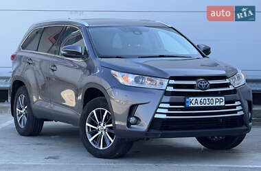 Toyota Highlander  2018