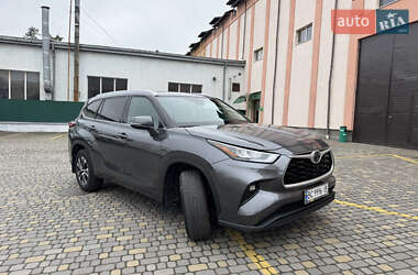 Toyota Highlander 2020