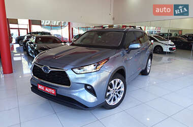 Toyota Highlander  2020