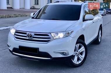Toyota Highlander  2010