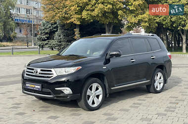 Toyota Highlander  2013