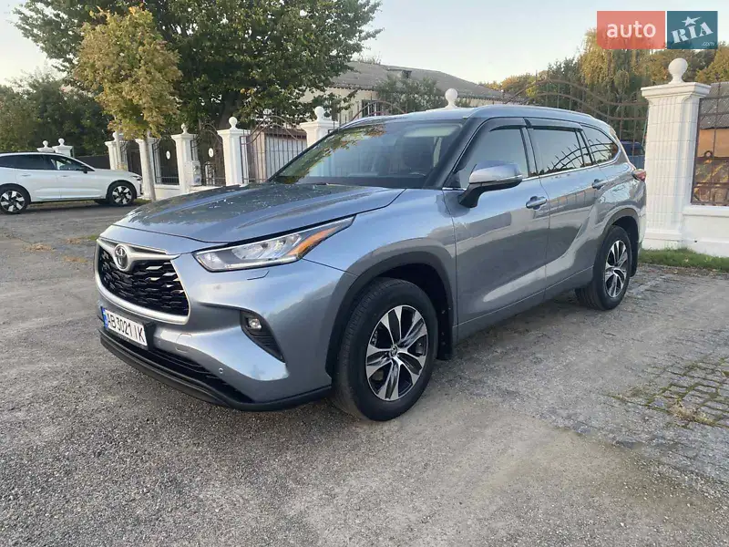 Toyota Highlander 2020