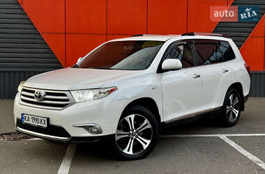 Toyota Highlander  2012