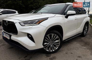 Toyota Highlander  2020