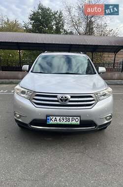 Toyota Highlander  2011