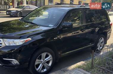 Toyota Highlander  2012