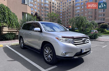 Toyota Highlander  2012