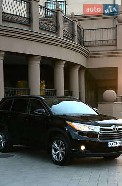 Toyota Highlander  2014