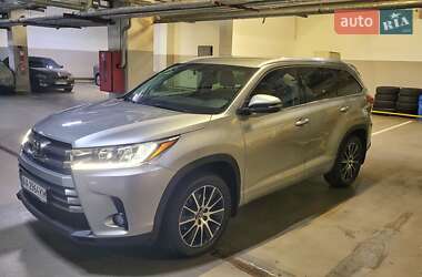 Toyota Highlander  2017