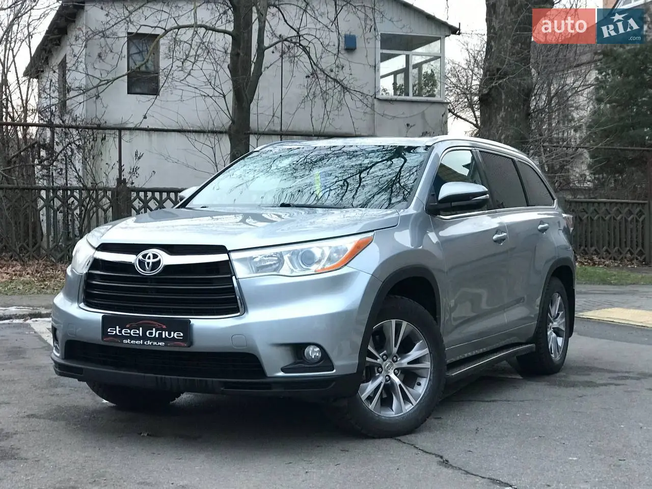 2014 Toyota Highlander - фото 1