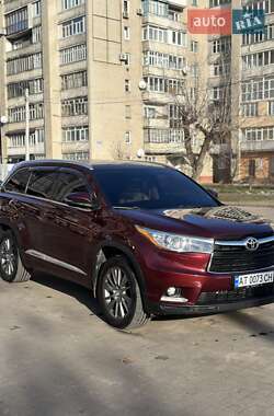 Toyota Highlander  2014