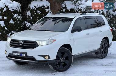 Toyota Highlander  2013