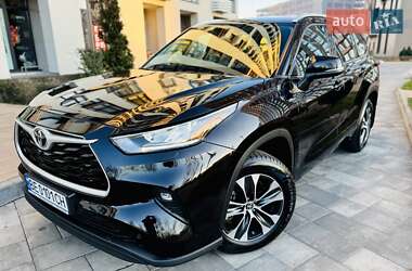 Toyota Highlander 2020