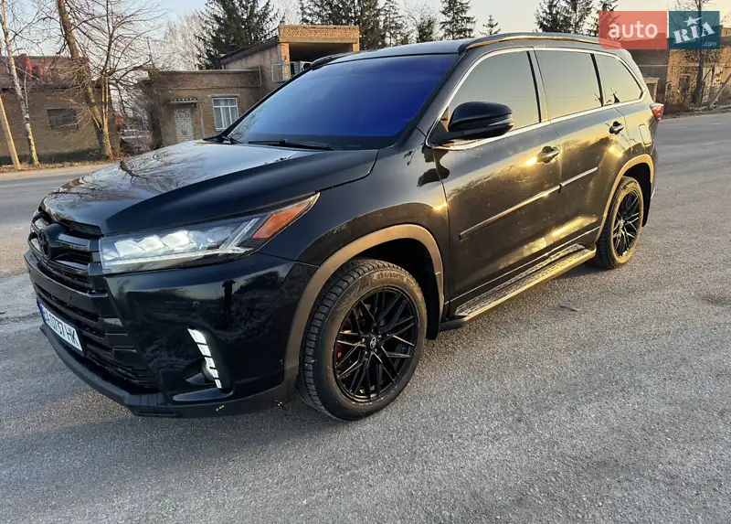 Toyota Highlander 2016