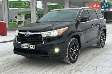 Toyota Highlander  2016
