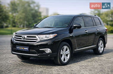 Toyota Highlander  2013