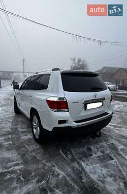 Toyota Highlander  2012