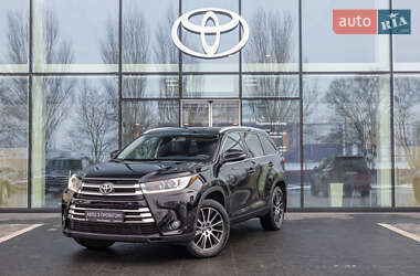 Toyota Highlander 2019