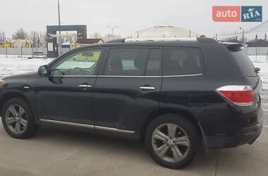 Toyota Highlander 2011