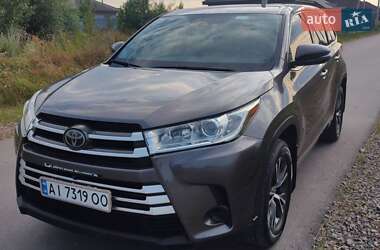 Toyota Highlander  2017