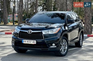 Toyota Highlander  2015