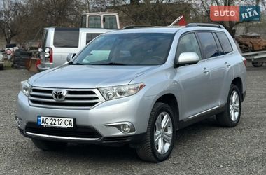 Toyota Highlander  2011