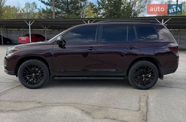 Toyota Highlander  2012