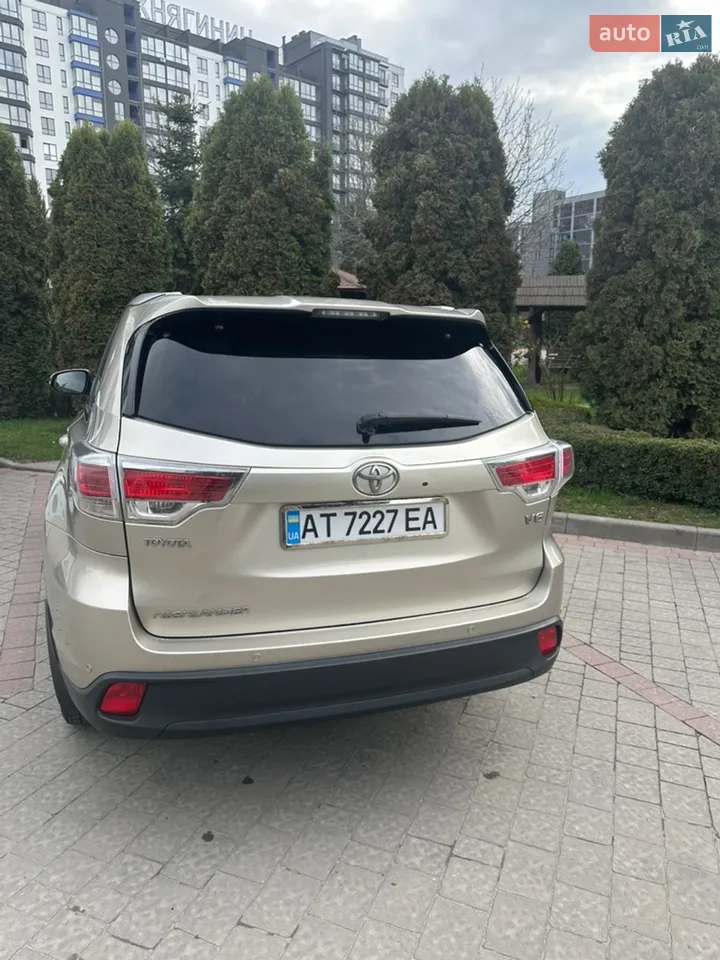 2014 Toyota Highlander - мініатюра 2