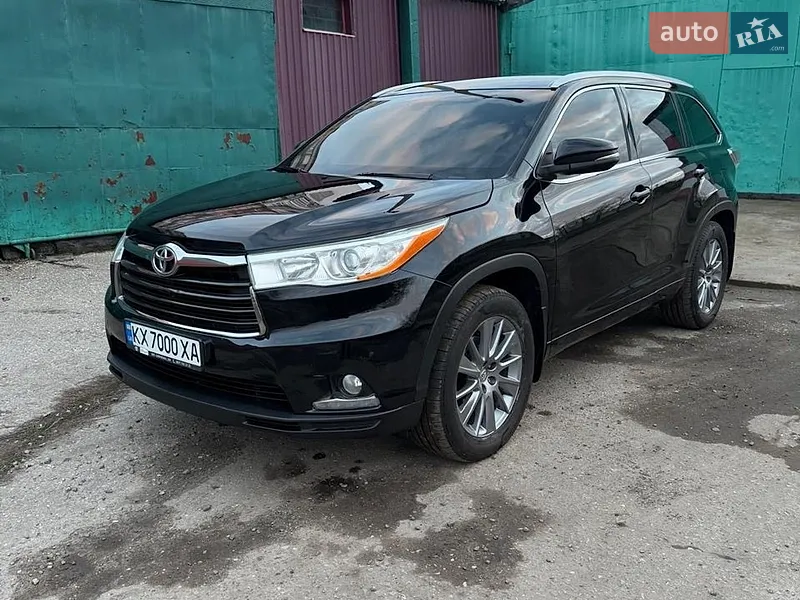 Toyota Highlander 2015