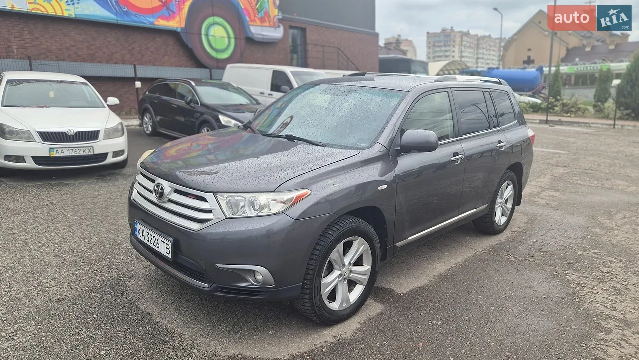 Toyota Highlander 2011