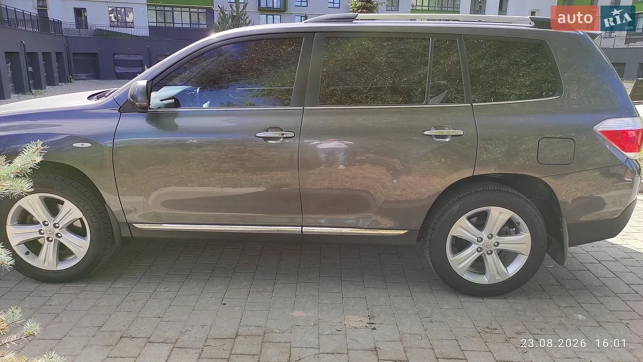 2013 Toyota Highlander - мініатюра 3
