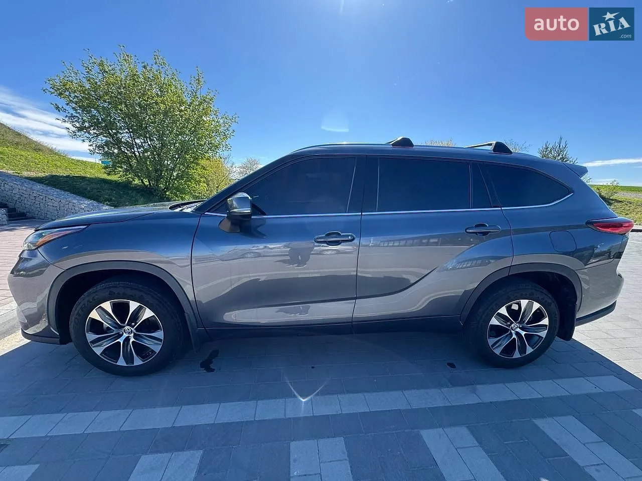 2020 Toyota Highlander - мініатюра 3
