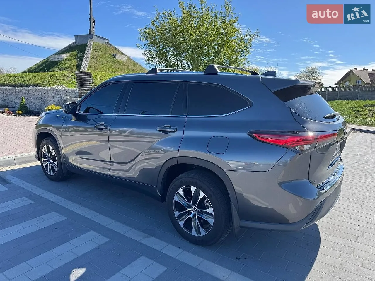 2020 Toyota Highlander - мініатюра 4