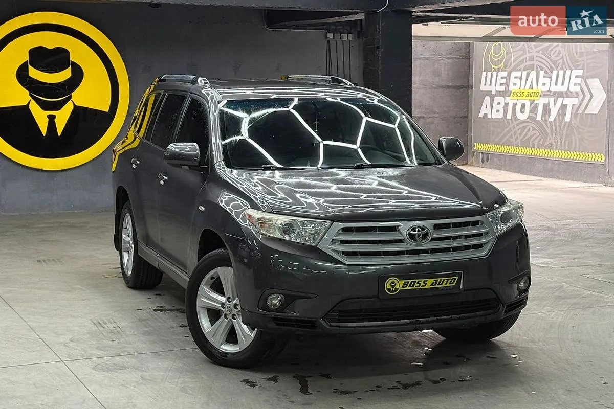 2011 Toyota Highlander - фото 1