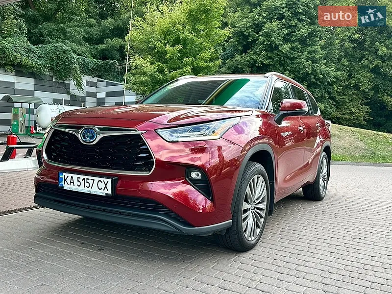Toyota Highlander 2021