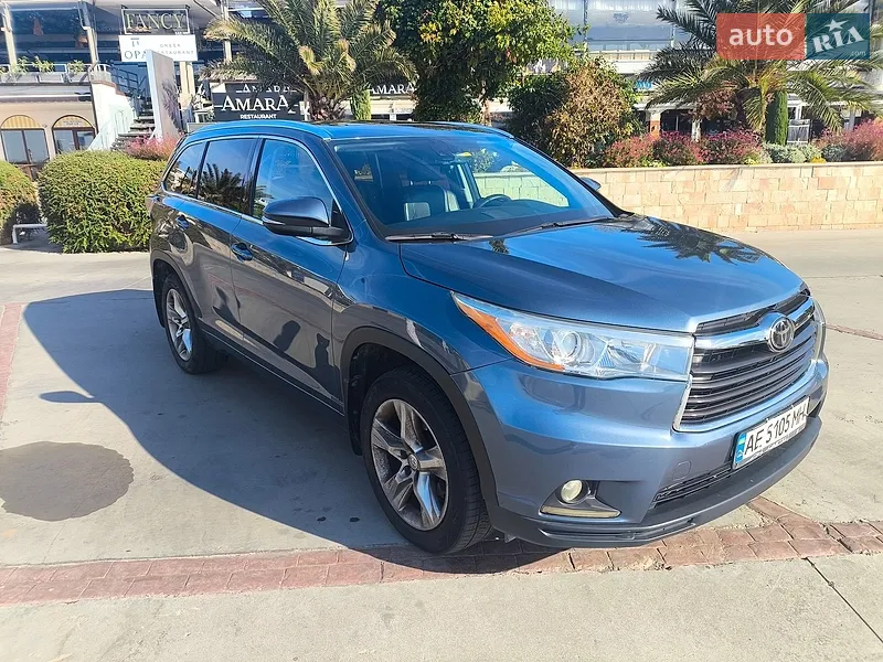 Toyota Highlander 2015
