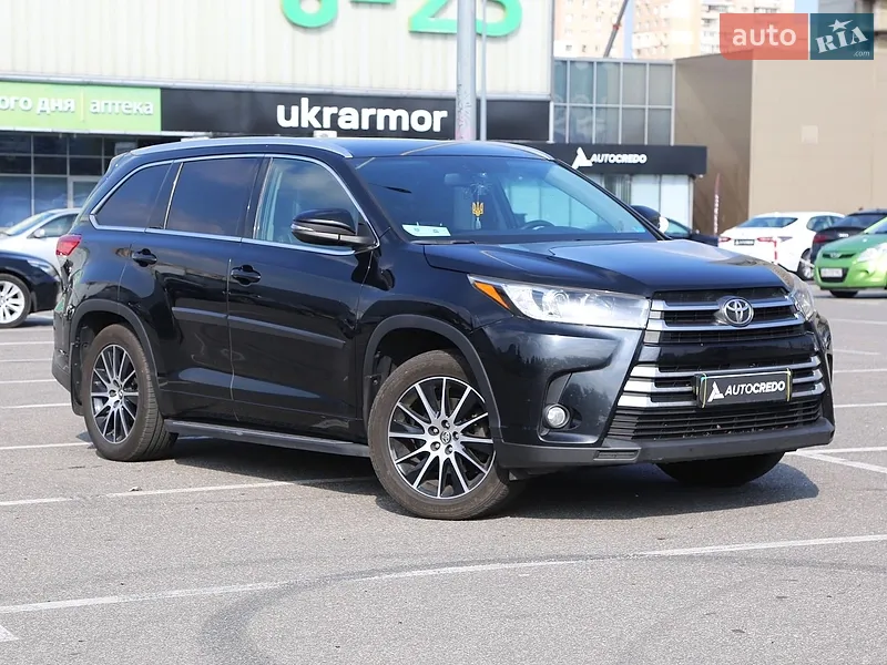 Toyota Highlander 2019