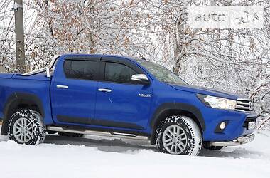 Toyota Hilux  2017