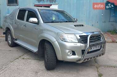 Toyota Hilux  2013