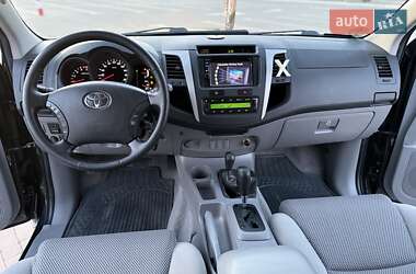 Toyota Hilux  2010