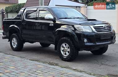 Toyota Hilux  2012
