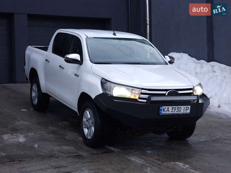 Toyota Hilux