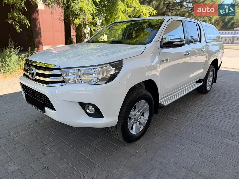 Toyota Hilux 2016