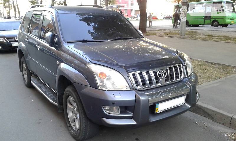 Toyota Land Cruiser Prado 2005 року