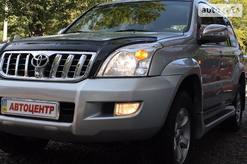 Toyota Land Cruiser Prado 2005 року