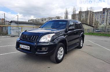 Toyota Land Cruiser Prado  2005