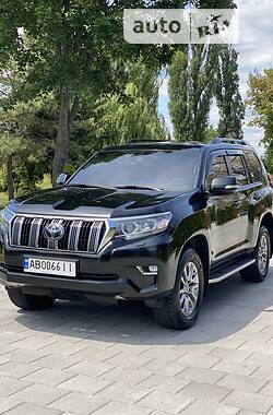 Toyota Land Cruiser Prado  2017