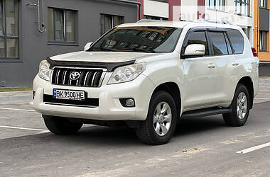 Toyota Land Cruiser Prado  2010