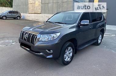 Toyota Land Cruiser Prado  2017