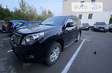 Toyota Land Cruiser Prado  2012